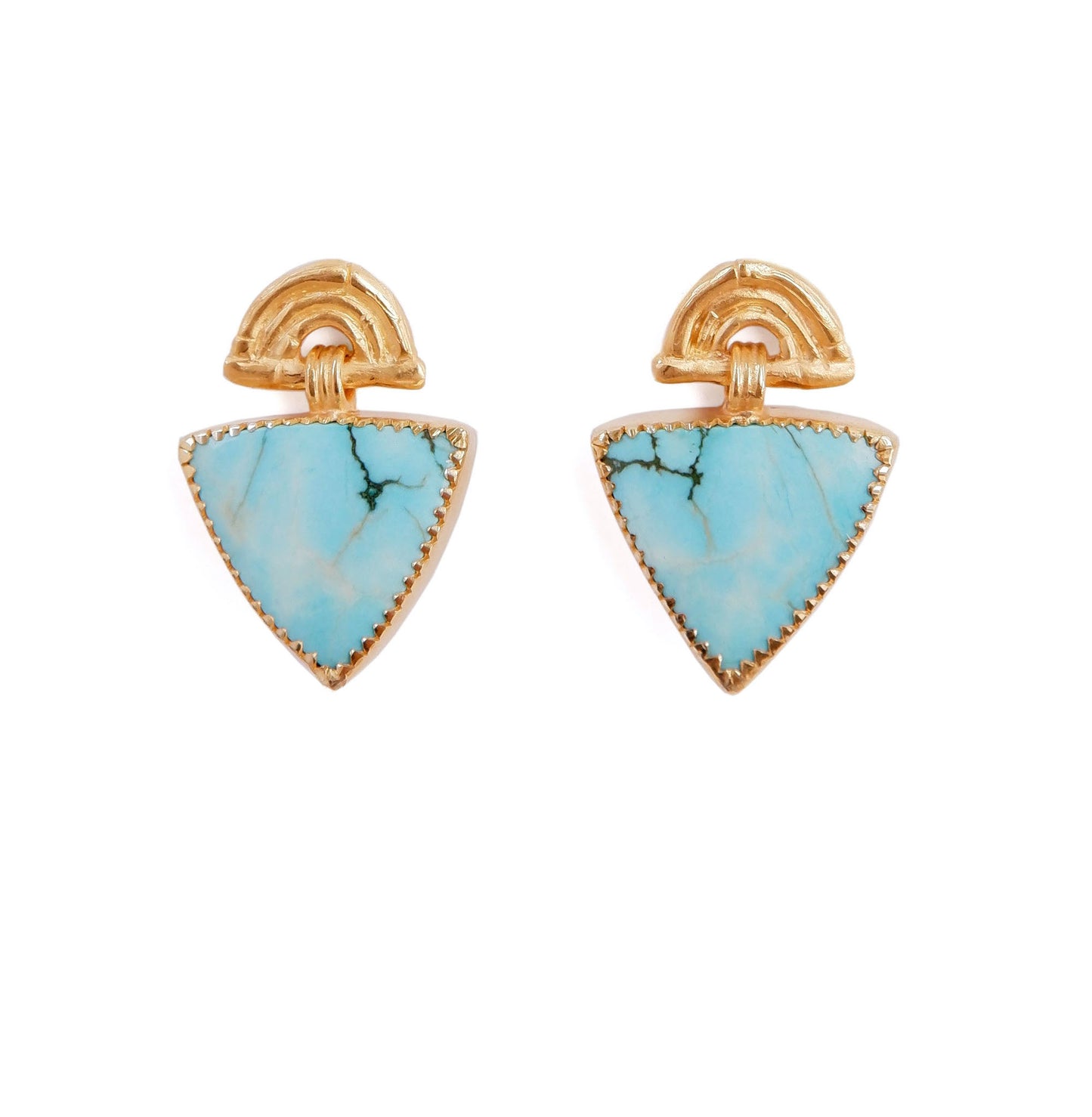 small stud earrings in gold vermeil, featuring triple arches of bamboo, hung with triangular turquoise gemstone charm pendants, set with gold teeth.