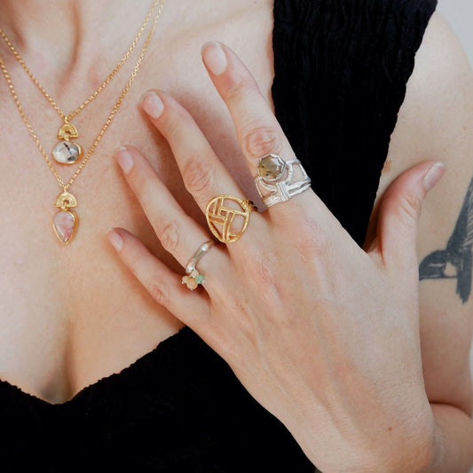 BAMBOO SUNRISE . ring . Montana Agate