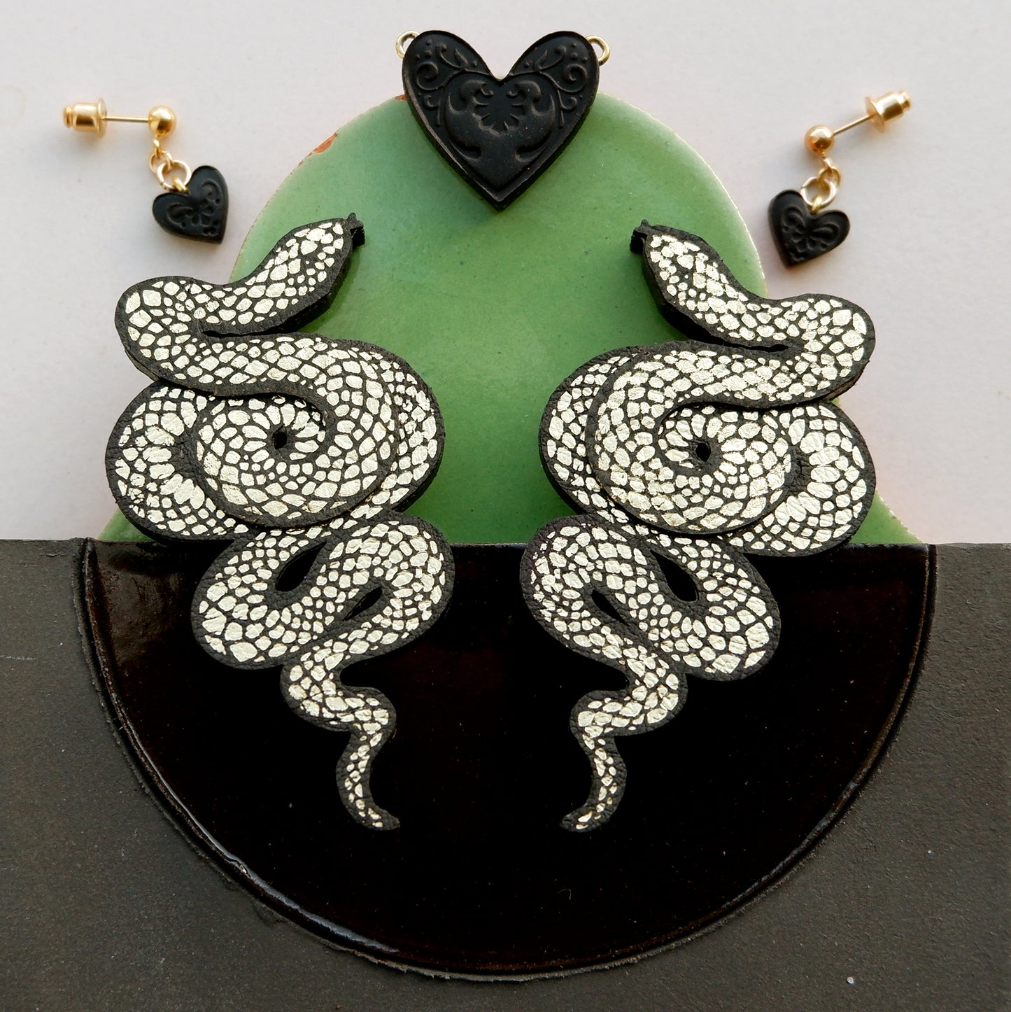 SERPENT . earrings