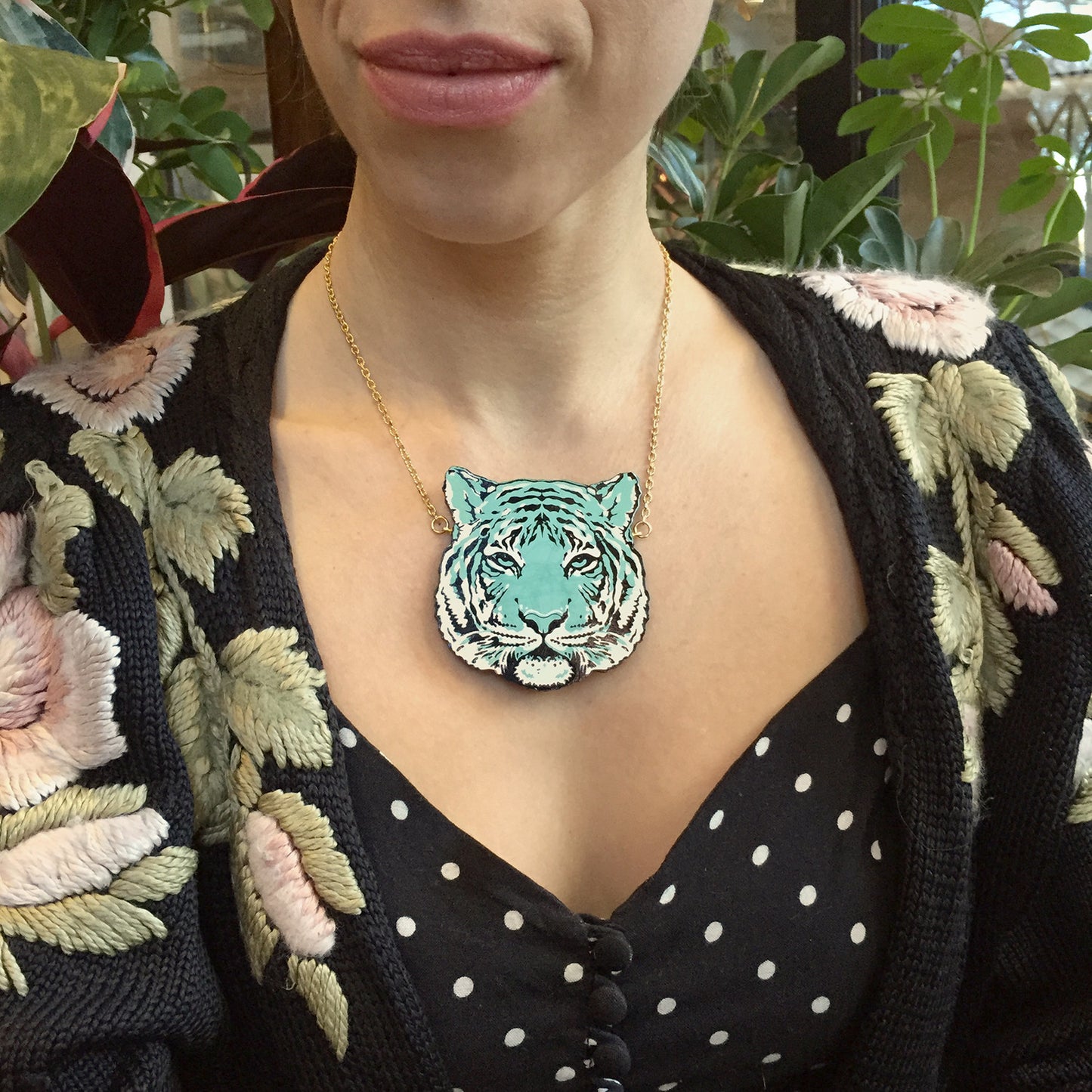 TIGER . pendant