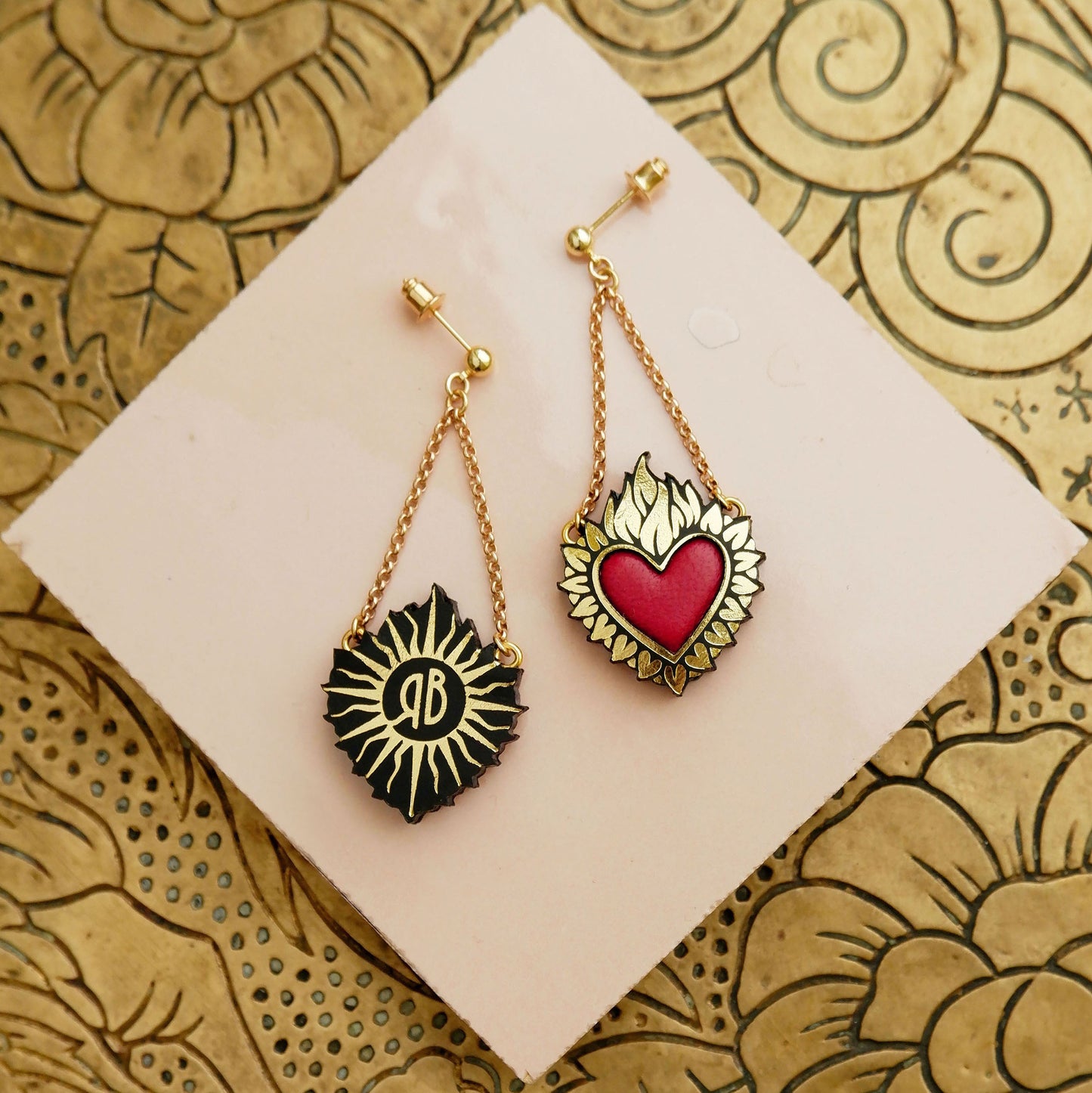 FLAMING HEART  . pendant earrings