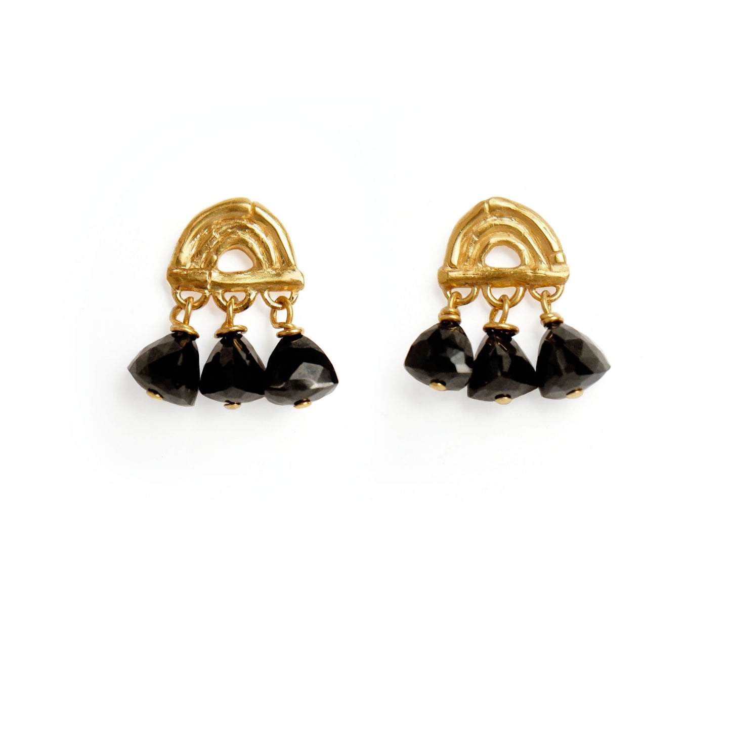 small stud earrings in Gold Vermeil, featuring a triple arch of bamboo, hung with Pyramid Trillion Beads in Black Onyx