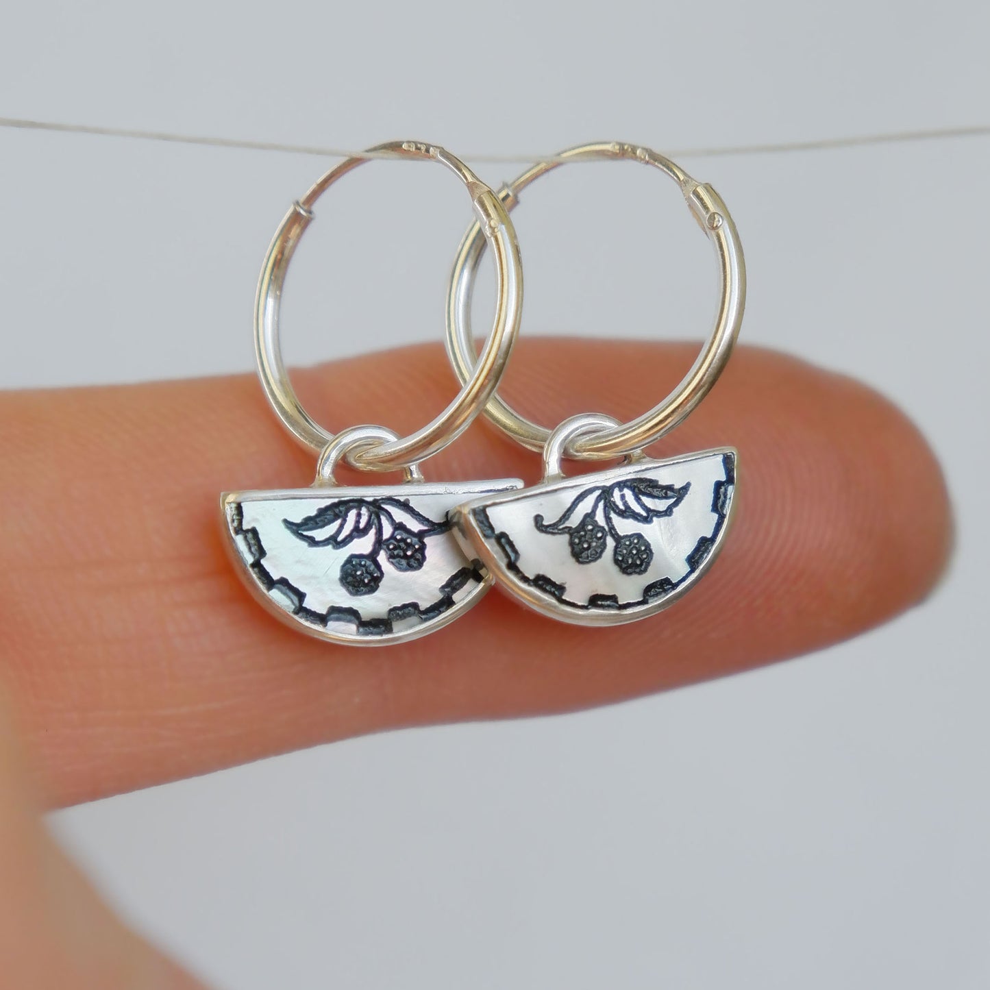 *RTS* PEREPELKIN . Mini Half Moon Hoops . Blackberry