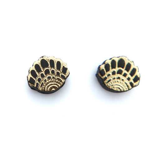 small seashell stud earrings, black leather