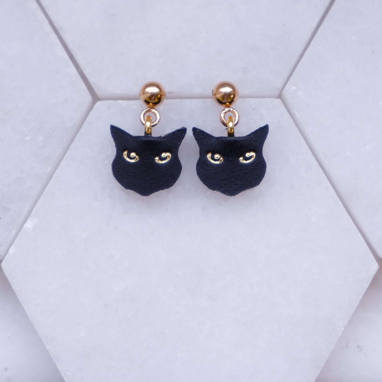 little black cat head charm stud earrings