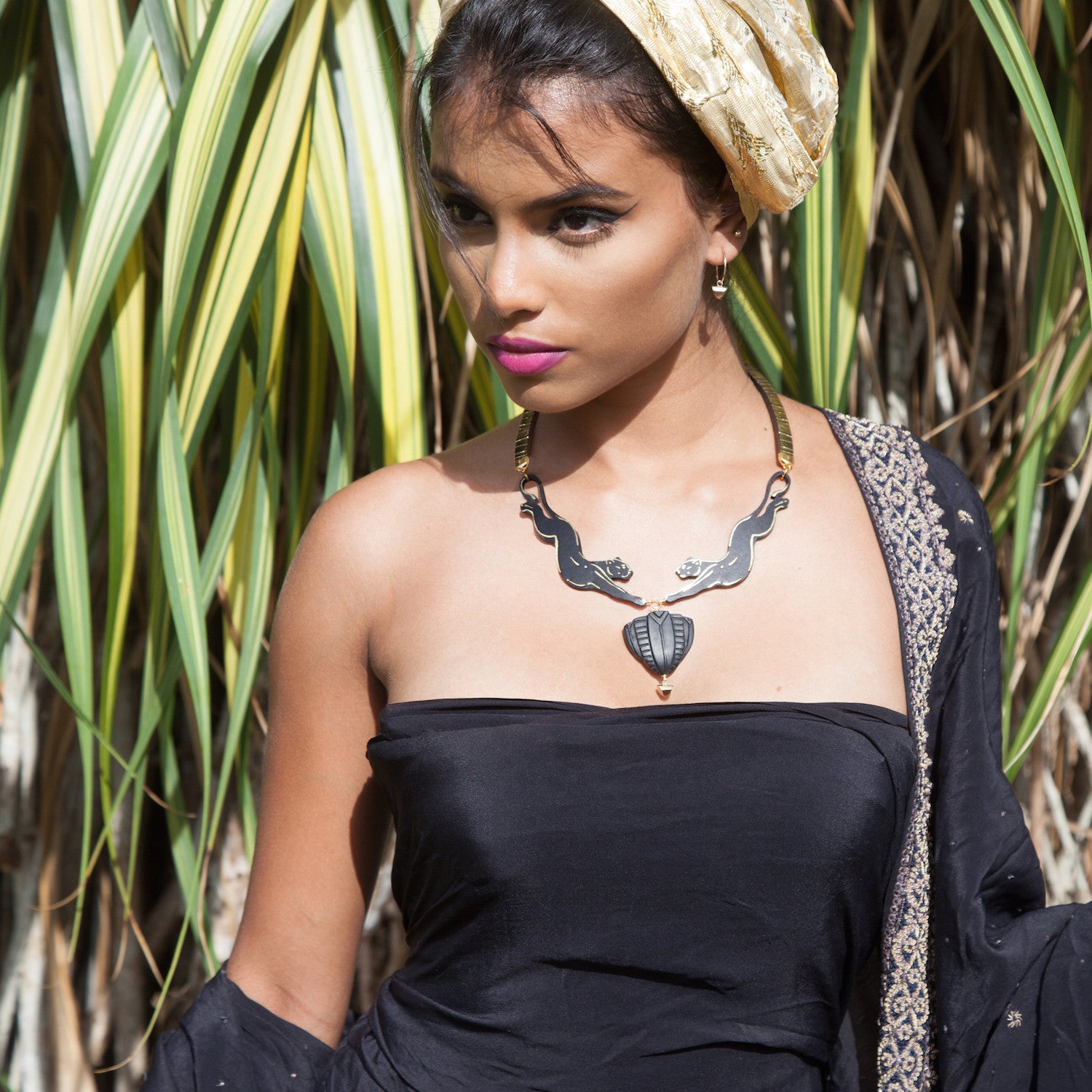 Panther choker sales