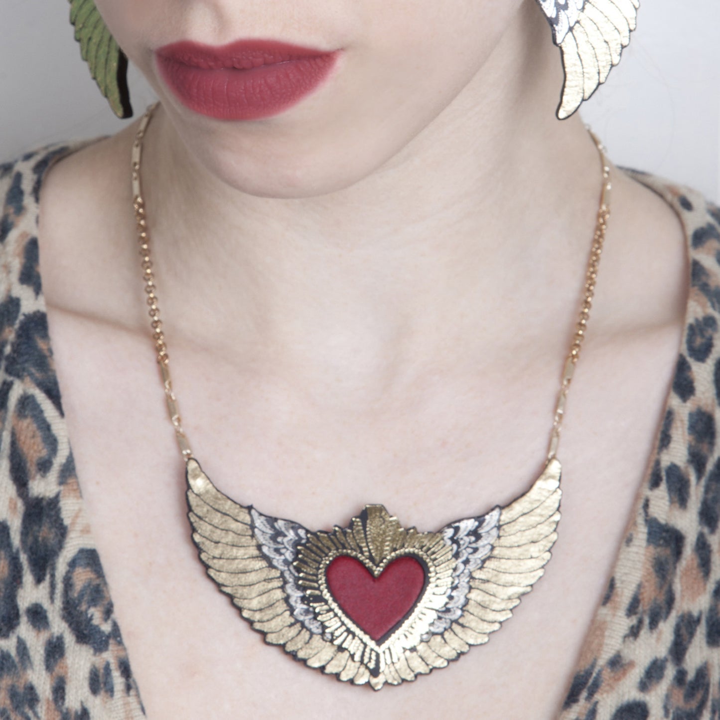 WINGED HEART . necklace